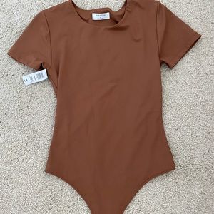 Babaton contour crew bodysuit